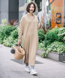 Munich | バックブラッシュドウォームサーマル　ヘンリーネックワンピース(ワンピース)