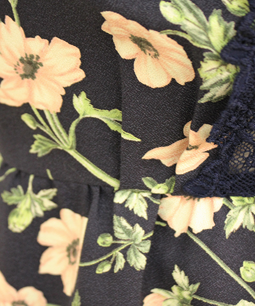 mystic（ミスティック）の「フラワーレースブラウス（シャツ/ブラウス・レディース・ブラック/ベージュ/ネイビー・FREE）」の11枚目の写真