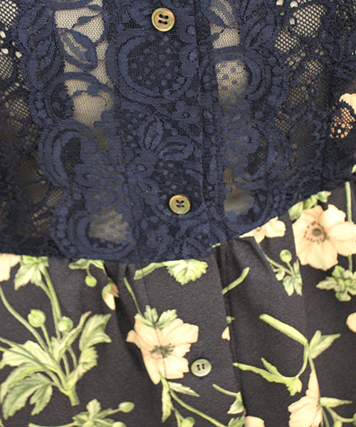 mystic（ミスティック）の「フラワーレースブラウス（シャツ/ブラウス・レディース・ブラック/ベージュ/ネイビー・FREE）」の4枚目の写真