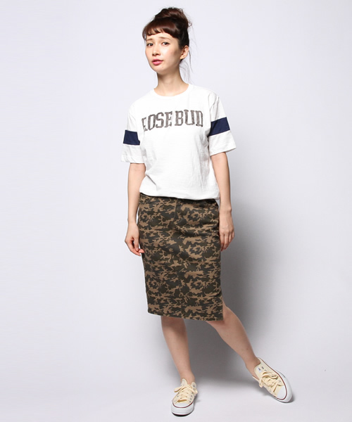 ROSE BUD(ローズバッド)の「LCTT-14250 ROSE BUD C/N H/S-T(Tシャツ/カットソー・レディース・ホワイト/ロイヤルブルー/ブラック・ONE SIZE)」の8枚目の写真