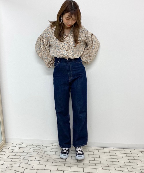 apres jour(アプレジュール)の「花柄袖ボリュームブラウス【ZOZOTOWN限定アイテム】(シャツ/ブラウス・レディース・ベージュ/オフホワイト/サックスブルー/アイボリー/ミント・フリー)」の13枚目の写真