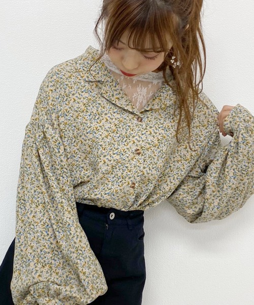 apres jour(アプレジュール)の「花柄袖ボリュームブラウス【ZOZOTOWN限定アイテム】(シャツ/ブラウス・レディース・ベージュ/オフホワイト/サックスブルー/アイボリー/ミント・フリー)」の22枚目の写真