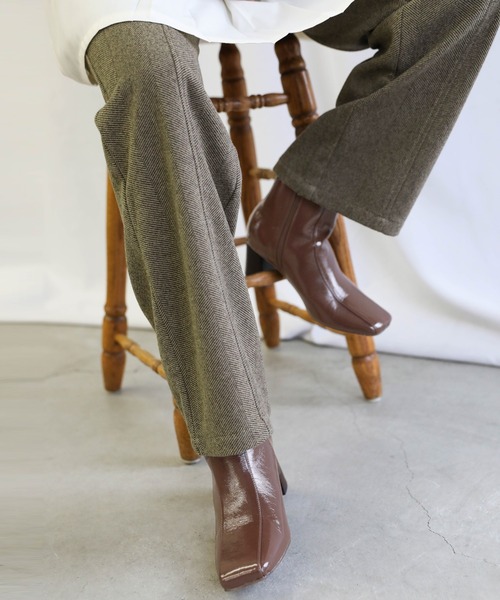 select MOCA(セレクトモカ)の「ウッドヒールスクエアブーツ(ブーツ・レディース・ライトベージュ/マスタード/ブラウン・SMALL/MEDIUM/LARGE)」の9枚目の写真