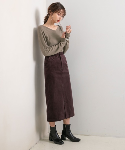 Newlyme(ニューリーミー)の「洗えるシルクタッチVネックニット【R】(ニット/セーター・レディース・ブラウン/ベージュ/オフホワイト/モカ/グリーン/ブラック・M-L)」の21枚目の写真