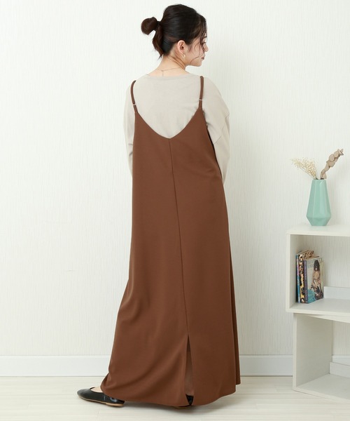 libelle more（リベル モア）の「カットジョーゼット　キャミワンピース（ジャンパースカート・レディース・ブラウン/ブラック/パープル/ラベンダー/グレイッシュベージュ・FREE）」の20枚目の写真