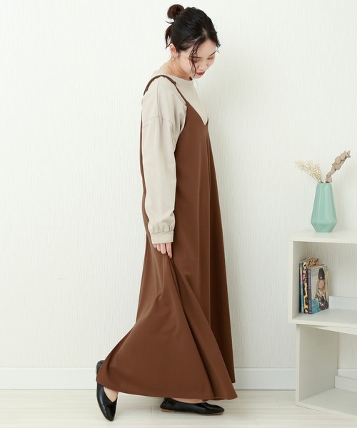 libelle more（リベル モア）の「カットジョーゼット　キャミワンピース（ジャンパースカート・レディース・ブラウン/ブラック/パープル/ラベンダー/グレイッシュベージュ・FREE）」の21枚目の写真