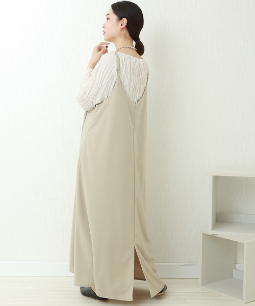 libelle more（リベル モア）の「カットジョーゼット　キャミワンピース（ジャンパースカート・レディース・ブラウン/ブラック/パープル/ラベンダー/グレイッシュベージュ・FREE）」の13枚目の写真