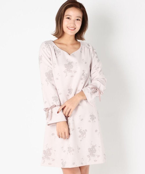 セール ワンピース 田中みな実さん着用 フロッキー花柄サックワンピース ワンピース Misch ワンピース ドレス Masch ミッシュマッシュ のファッション 年最新ランキング1位 ワンピース