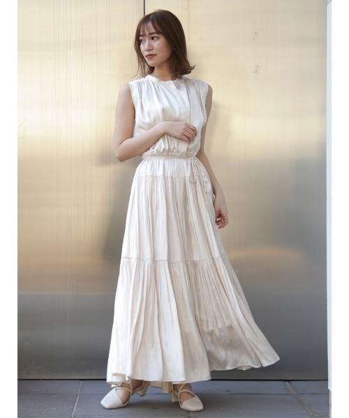 Treatürself ティアードフレアワンピース dazzlin シャイニーティアードフレアワンピース（パープル