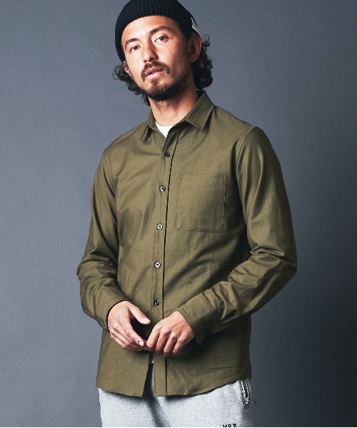 Magine(マージン)の「OXFORD SIDE PKT TRADITIONAL SHIRTS:コットン オックスフォード サイドポケット トラディショナル シャツ(シャツ/ブラウス・メンズ・ホワイト/ブラック/オリーブ・44/46/48)」の3枚目の写真