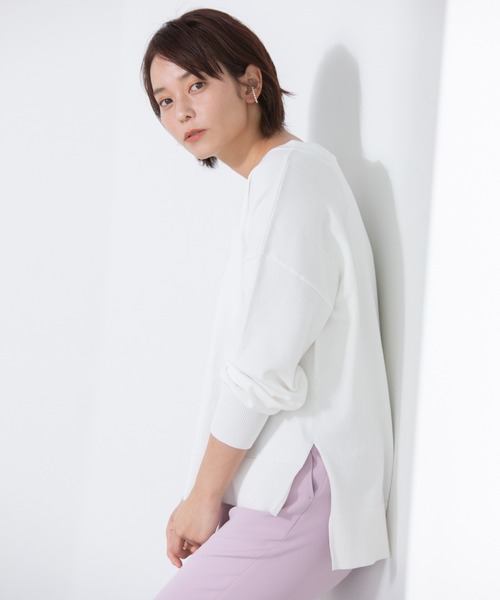 Rewde（ルゥデ）の「袖ボリュームＶネックニット（1R14-02176）（ニット/セーター・レディース・ホワイト/ブルー/ピンク・M）」の14枚目の写真