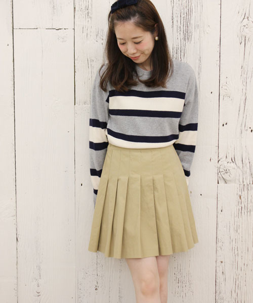 Chico(チコ)の「プリーツミニSKT(スカート・レディース・ベージュ/ダークカーキ・FREE)」の7枚目の写真