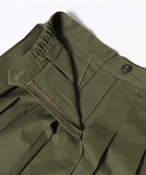 Chico(チコ)の「プリーツミニSKT(スカート・レディース・ベージュ/ダークカーキ・FREE)」の11枚目の写真