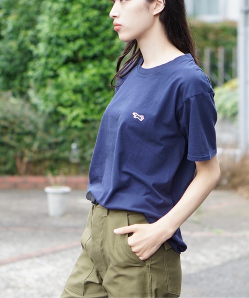 PENNEYS(ぺニーズ)の「PENNEY'S / ペニーズ THE FOX ONE-POINT BASIC CREW SS TEE フォックス ワンポイント 無地Tシャツ(Tシャツ/カットソー・メンズ・ネイビー/パープル/ダークブラウン/サンドベージュ/グリーン/ブラック/ホワイト/グレー/ブルー系/ピンク系・MEDIUM/LARGE/SMALL/X-LARGE)」の16枚目の写真