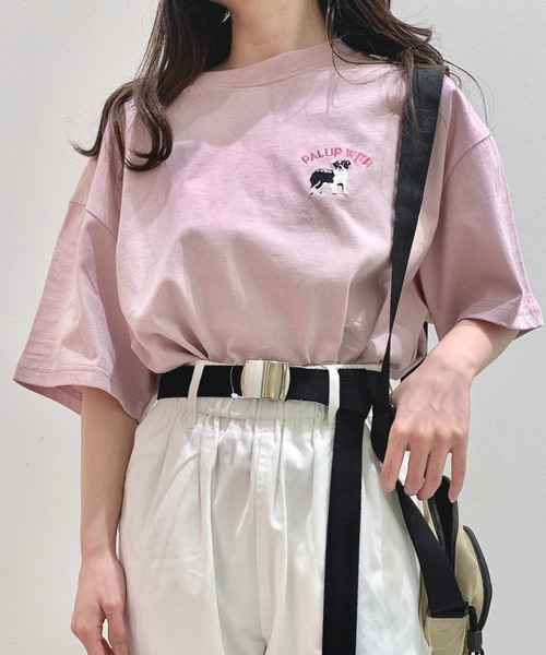 WEGO（ウィゴー）の「WEGO/グラフィックビッグシルエットTシャツ（Tシャツ/カットソー・レディース・ダークグリーン/イエロー/ピンク/ホワイト/ブルー/その他1/スミクロ/ホワイト系その他/オレンジ/その他2/サックスブルー/イエロー系その他/ライム/オフホワイト/その他3/その他5/その他4/その他6・MEDIUM/SMALL）」の11枚目の写真