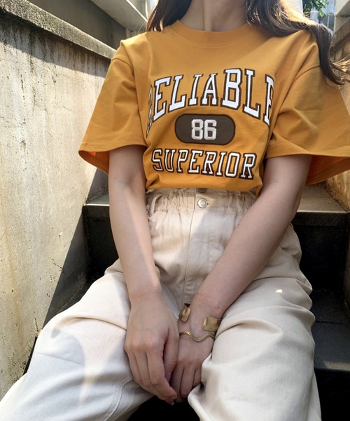 WEGO（ウィゴー）の「WEGO/グラフィックビッグシルエットTシャツ（Tシャツ/カットソー・レディース・ダークグリーン/イエロー/ピンク/ホワイト/ブルー/その他1/スミクロ/ホワイト系その他/オレンジ/その他2/サックスブルー/イエロー系その他/ライム/オフホワイト/その他3/その他5/その他4/その他6・MEDIUM/SMALL）」の12枚目の写真