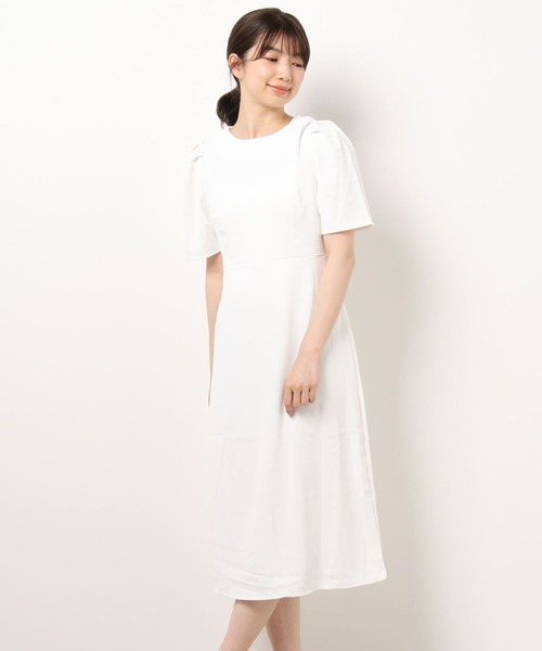 ABITOKYO(アビトーキョー)の「バックリボンパワーショルダーロングワンピース(ワンピース・レディース・ホワイト/グリーン/ネイビー/ピンク/オレンジ・FREE)」の2枚目の写真