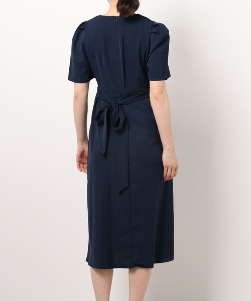 ABITOKYO(アビトーキョー)の「バックリボンパワーショルダーロングワンピース(ワンピース・レディース・ホワイト/グリーン/ネイビー/ピンク/オレンジ・FREE)」の9枚目の写真