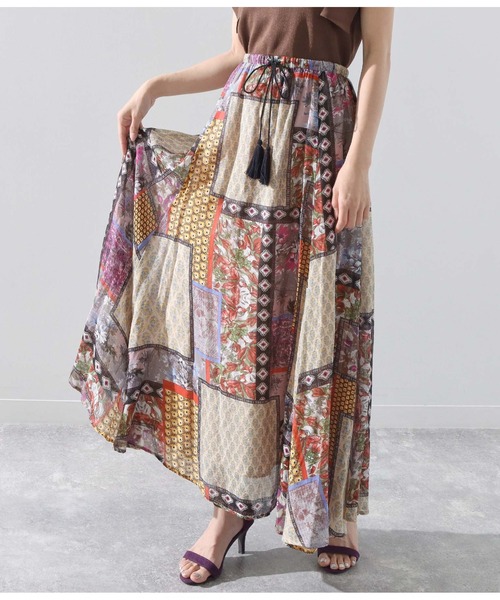 Alluge（アルージュ）の「パッチワークプリントギャザーフレアスカート（スカート・レディース・ピンク/ブルー・FREE）」の8枚目の写真