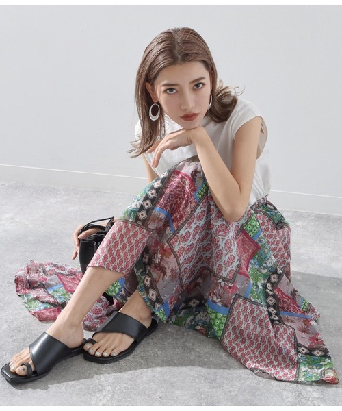 Alluge（アルージュ）の「パッチワークプリントギャザーフレアスカート（スカート・レディース・ピンク/ブルー・FREE）」の3枚目の写真