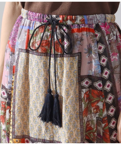 Alluge（アルージュ）の「パッチワークプリントギャザーフレアスカート（スカート・レディース・ピンク/ブルー・FREE）」の13枚目の写真