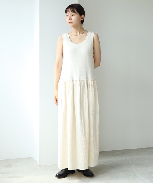 cardo fabrica(カルドファブリカ)の「◇オーガニックWガーゼ ノースリーブ切替ワンピース(ワンピース・レディース・ブラック/オレンジ/キナリ・FREE)」の2枚目の写真
