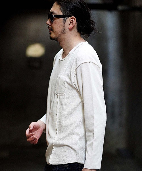 RATTLE TRAP（ラトルトラップ）の「Uネックカットオフウォッシュ加工（Tシャツ/カットソー・メンズ・ホワイト/ブラック/ブラック×ホワイト・LL/M/L）」の5枚目の写真