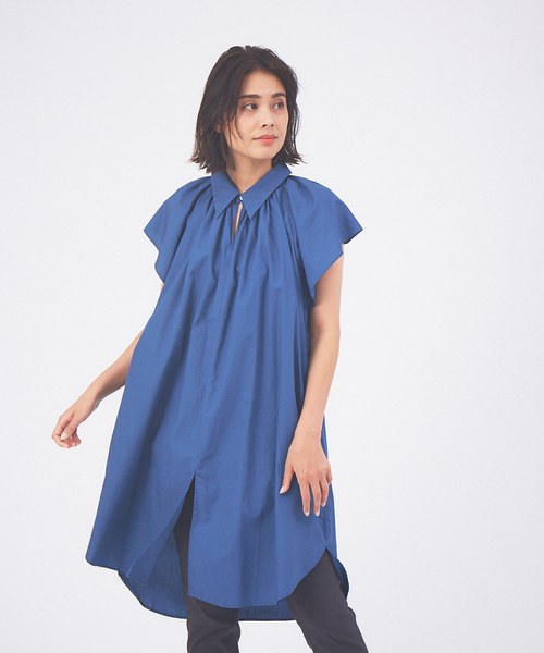 qualite（カリテ）の「ギャザーショルダーロングシャツ（シャツ/ブラウス・レディース・オフホワイト/ブルー・フリー）」の9枚目の写真