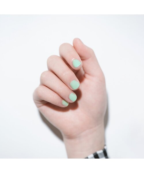 allolun.（オールオルン）の「オールオルン　ネイルカラー（マニキュア/ジェルネイル・キッズ・ミント/オレンジ/レインボー/パープル/ローズ/シルバー/ピンク/レッド/サーモンピンク/イエロー・FREE）」の19枚目の写真