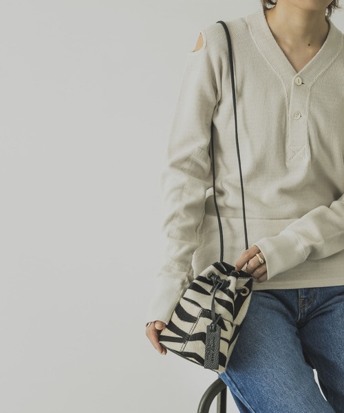 marco masi（マルコマージ）の「MARCO MASI　ZEBRA MINIBAG（ショルダーバッグ・レディース・ブラック系その他・-）」の7枚目の写真