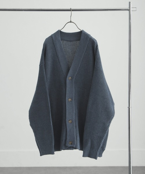NILWAY（ニルウェイ）の「極上ヘビーワッフルビッグニットカーディガン（カーディガン/ボレロ・メンズ・ブラック/オフホワイト/グレイッシュベージュ/グレイッシュブルー/グリーン/マスタード/オレンジ/ロイヤルブルー/グリーン系/チャコール・MEDIUM/LARGE）」の8枚目の写真
