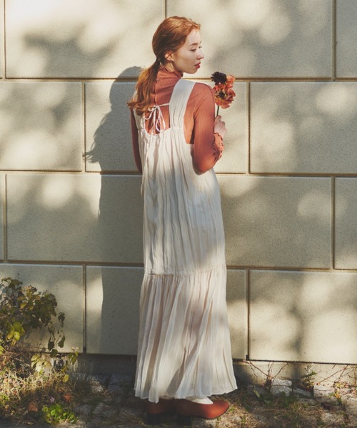 hinari(ヒナリ)の「メロウリブトップス(Tシャツ/カットソー・レディース・ブラック/オフホワイト/ボルドー/マスタード/ピンク/ライトグリーン/ライトブルー/グリーン系その他/テラコッタ・FREE)」の13枚目の写真