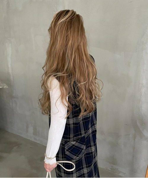 AIC.（エーアイシー）の「前後2WAYメロートップス（Tシャツ/カットソー・レディース・オフホワイト/ブラック/ブラウン・FREE）」の13枚目の写真