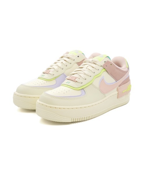 NIKE（ナイキ）の「NIKE WMNS AIR FORCE 1 SHADOW ナイキ ウィメンズエアフォース1 シャドウ（スニーカー・レディース・ホワイト/ベージュ/ホワイト×グリーン・27.5cm/23cm/22cm/24.5cm/23.5cm/25cm/26.5cm/24cm/22.5cm/25.5cm/28cm/27cm/26cm）」の3枚目の写真