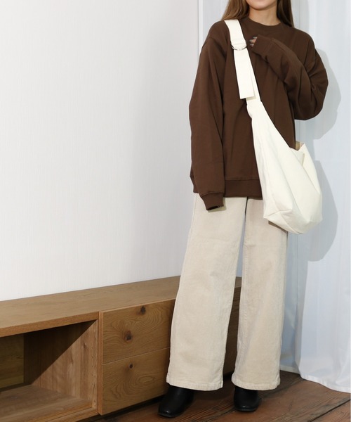 Per sist ence(パーシエンス)の「Per sist ence/パーシエンス キャンバス ラウンドショルダーバッグ(ショルダーバッグ・レディース・アイボリー/グレイッシュベージュ/ブラック/カーキ/ライトグレー・FREE)」の18枚目の写真