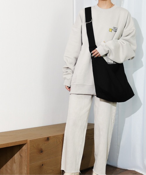 Per sist ence(パーシエンス)の「Per sist ence/パーシエンス キャンバス ラウンドショルダーバッグ(ショルダーバッグ・レディース・アイボリー/グレイッシュベージュ/ブラック/カーキ/ライトグレー・FREE)」の15枚目の写真