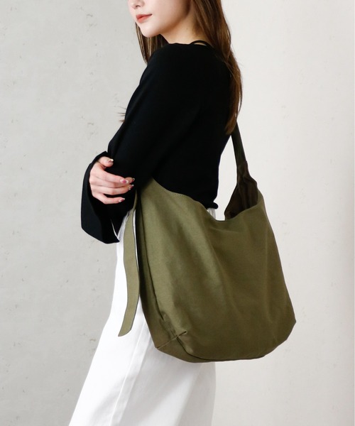 Per sist ence(パーシエンス)の「Per sist ence/パーシエンス キャンバス ラウンドショルダーバッグ(ショルダーバッグ・レディース・アイボリー/グレイッシュベージュ/ブラック/カーキ/ライトグレー・FREE)」の22枚目の写真