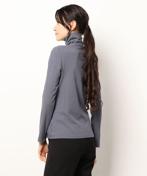 sara&cake（サラアンドケイク）の「タートルネックカットソー（Tシャツ/カットソー・レディース・オレンジ/グレー/ホワイト・FREE）」の4枚目の写真