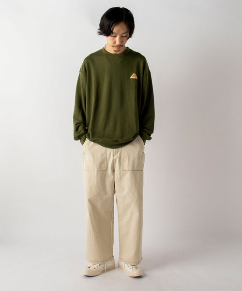 KELTY(ケルティ)の「【KELTY/ケルティ】GLOSTER別注 袖ロゴプリント オーバーサイズスウェット(スウェット・メンズ・グレー/チャコールグレー/ベージュ/オリーブ・MEDIUM/LARGE)」の10枚目の写真