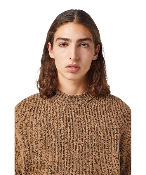 DIESEL(ディーゼル)の「メンズ ニット ブロ―クン加工 クルーネック(ニット/セーター・メンズ・ブラウン/オレンジ/ブルー・MEDIUM/X-LARGE/X-SMALL/SMALL/XX-LARGE/LARGE)」の9枚目の写真