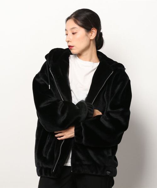 Pledge(プレッジ)の「『Pledge』フェイクファー フルジップパーカー(その他アウター・レディース・ブラック/ホワイト/グレイッシュベージュ・LARGE/MEDIUM)」の7枚目の写真