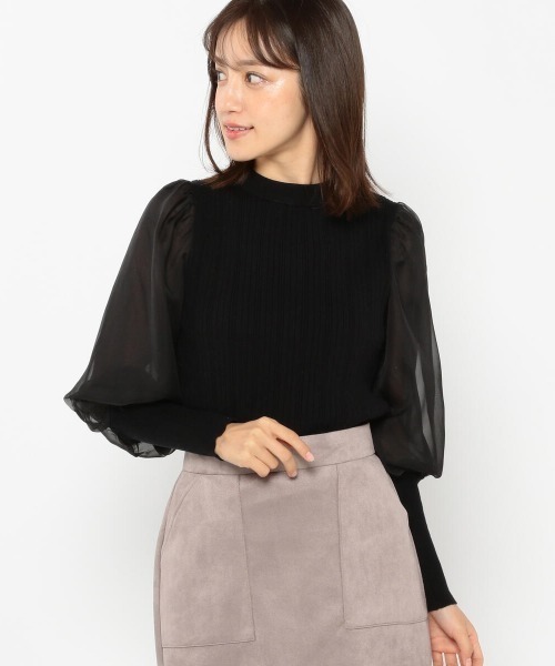 MISCH MASCH（ミッシュマッシュ）の「シアーマトンボリュームスリーブニット（ニット/セーター・レディース・モカ/ブラック/ピンクベージュ/ベージュ・MEDIUM）」の2枚目の写真
