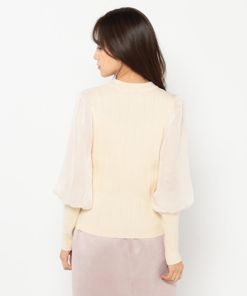 MISCH MASCH（ミッシュマッシュ）の「シアーマトンボリュームスリーブニット（ニット/セーター・レディース・モカ/ブラック/ピンクベージュ/ベージュ・MEDIUM）」の8枚目の写真