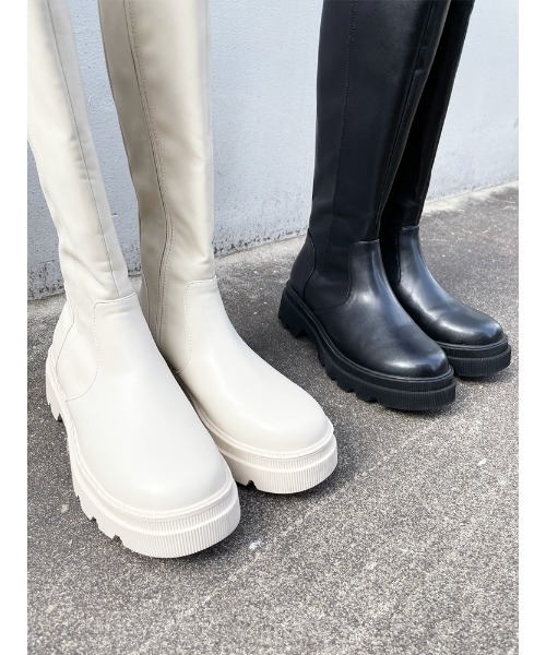 ENVYM（アンビー）の「タンクソールロングブーツ（ブーツ・レディース・ブラック/アイボリー・22.5/24.5/23.5）」の4枚目の写真