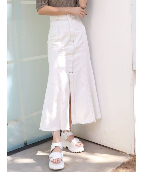 MURUA（ムルーア）の「マーメイドデニムスカート（デニムスカート・レディース・インディゴブルー/アイボリー・1/2）」の15枚目の写真