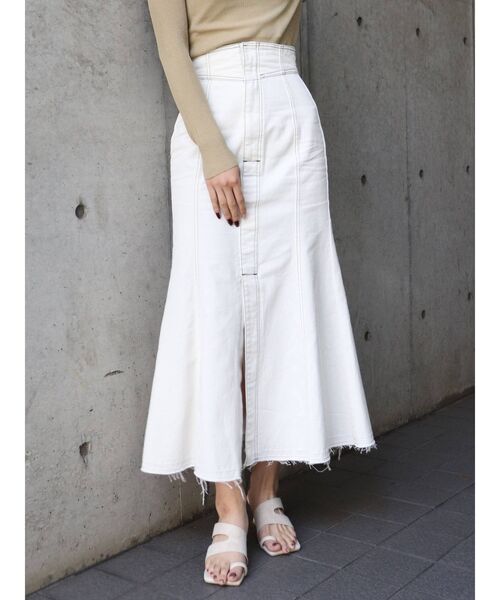 MURUA（ムルーア）の「マーメイドデニムスカート（デニムスカート・レディース・インディゴブルー/アイボリー・1/2）」の18枚目の写真