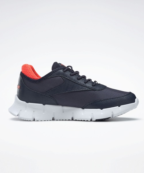 Reebok（リーボック）の「ジグ ダイナミカ 3 オルト / Zig Dynamica 3 Alt（スニーカー・キッズ・ブラック/ダークネイビー・22.0cm/17.0cm/18.0cm/19.0cm/20.0cm/21.0cm/18.5cm/19.5cm/21.5cm/17.5cm/20.5cm）」の2枚目の写真