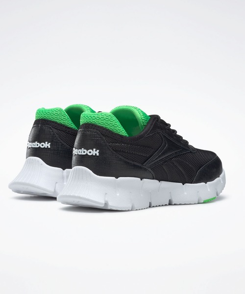 Reebok（リーボック）の「ジグ ダイナミカ 3 オルト / Zig Dynamica 3 Alt（スニーカー・キッズ・ブラック/ダークネイビー・22.0cm/17.0cm/18.0cm/19.0cm/20.0cm/21.0cm/18.5cm/19.5cm/21.5cm/17.5cm/20.5cm）」の5枚目の写真