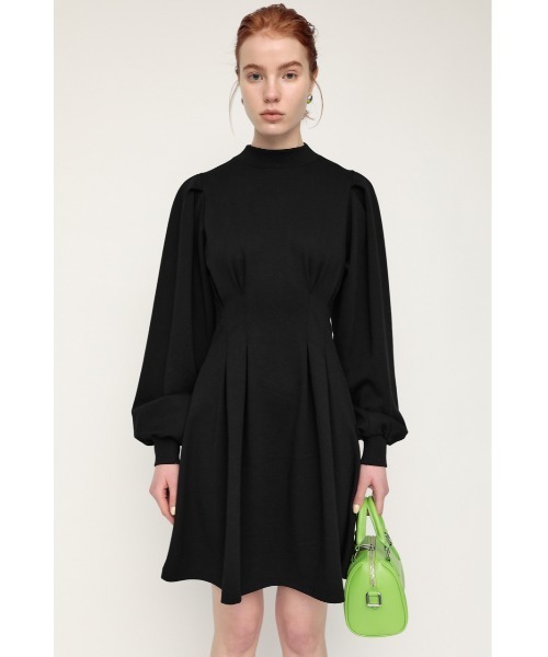 SLY(スライ)の「TUCK SLEEVE CUT MINI OP タック スリーブ カット ミニ ワンピース(ワンピース・レディース・イエロー/ベージュ/ブラック・2/1)」の6枚目の写真