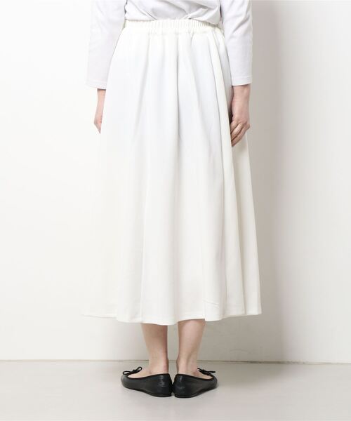 NICOLE white（ニコルホワイト）の「カットカルゼ フレアスカート ロング丈（スカート・レディース・グリーン/オフホワイト/ネイビー・FREE）」の5枚目の写真